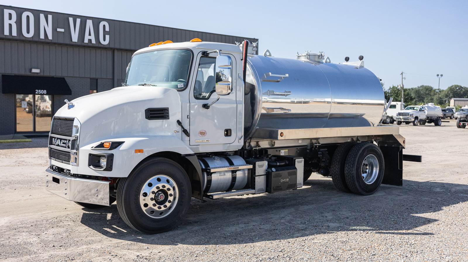 IN STOCK - 2025 Mack MD6 Sewer / Septic Truck - Iron-Vac 2100 Gallon Polished Aluminum Tank Tank Body